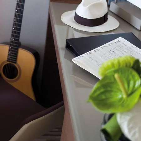 Ac By Marriott Ambassadeur Antibes - Les Pins Hotel 4*