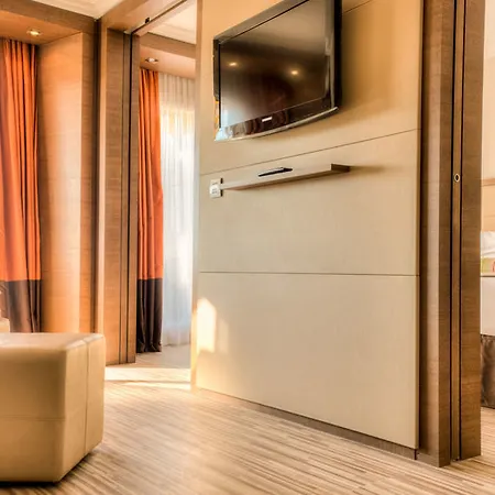 Ac By Marriott Ambassadeur Antibes - Les Pins 4* Juan-les-Pins