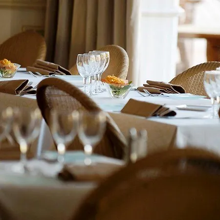 Hotel Ac By Marriott Ambassadeur Antibes - Les Pins